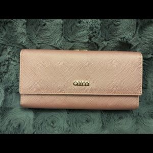 AIM clutch wallet